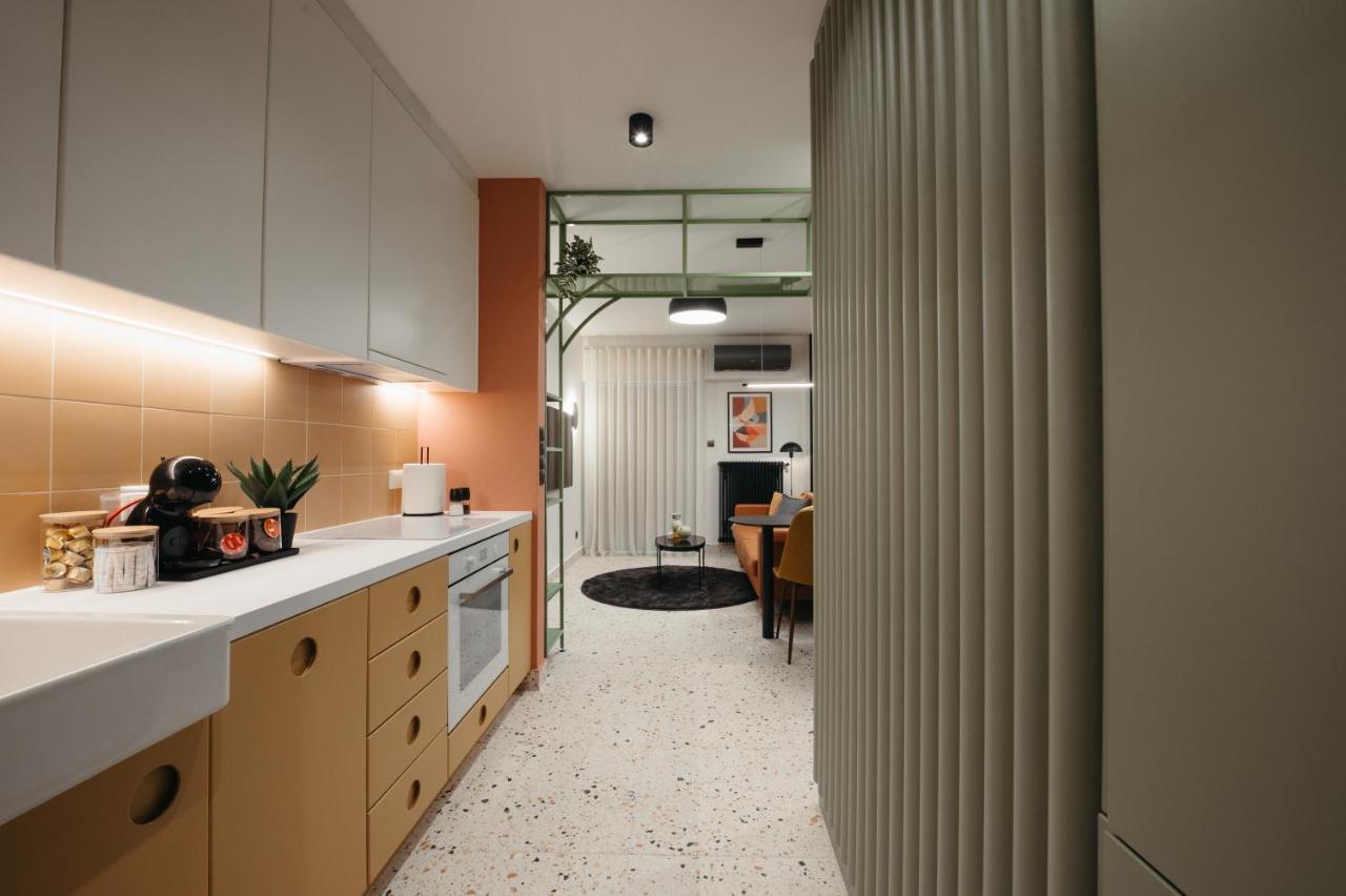 Retrowaves Apartment Солун Екстериор снимка