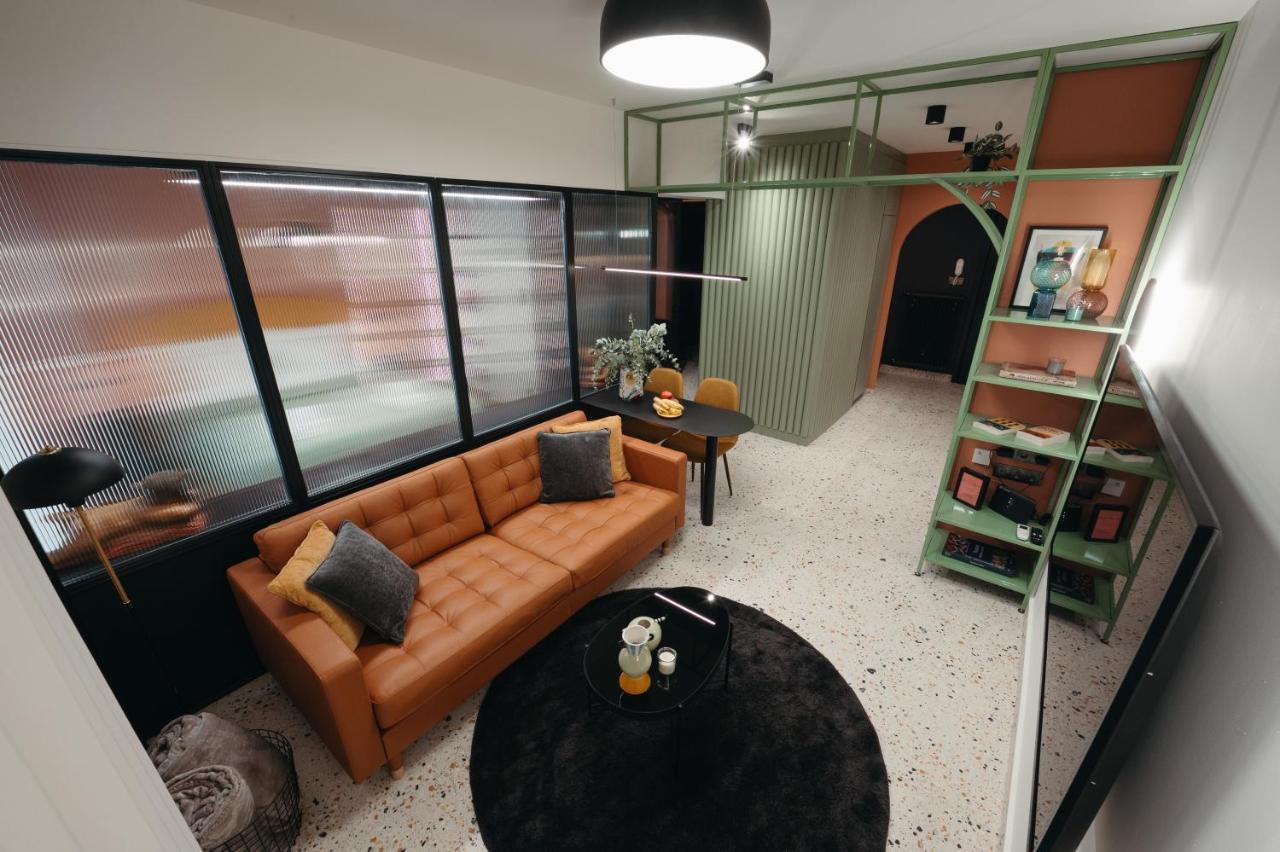Retrowaves Apartment Солун Екстериор снимка